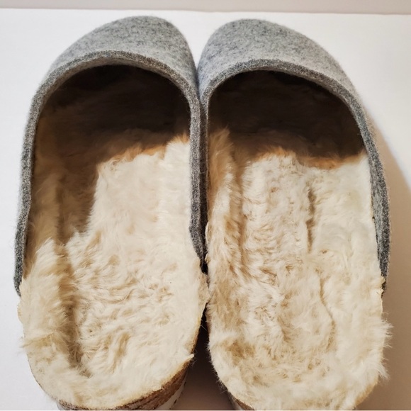 GENUINS Helsinki Felt Clog in Light Gray - Picture 3 of 11